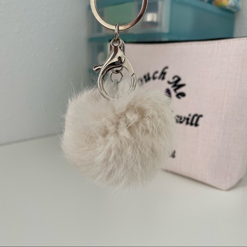 Pom Pom Keychain